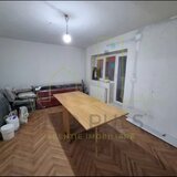 Aradului. Decomandat. 53.58 mp utili + balcon. Centrala proprie